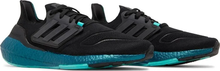 Adidas UltraBoost 22 'Black Mint Rush' sneakers, black