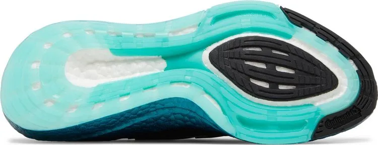 Adidas UltraBoost 22 'Black Mint Rush' sneakers, black