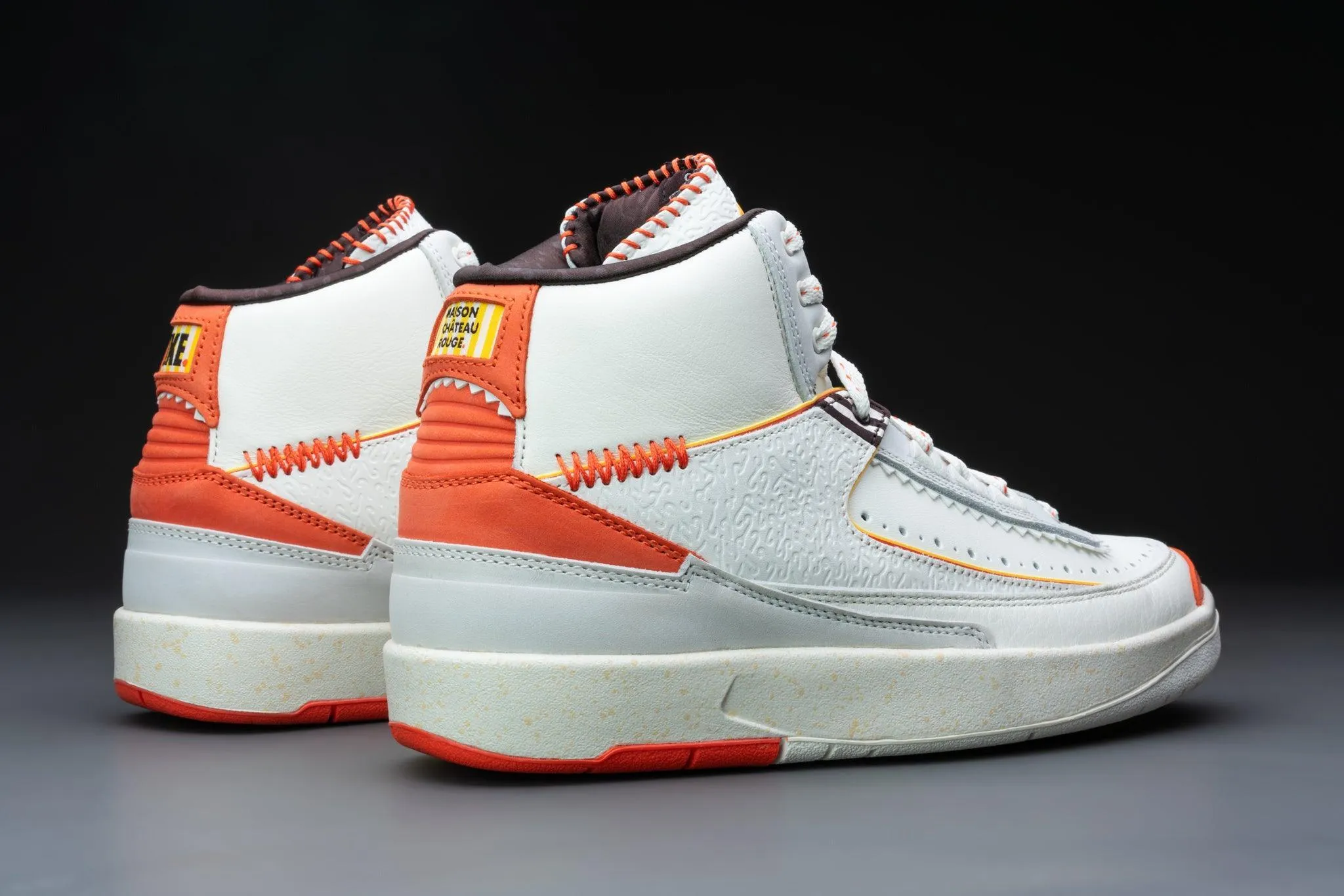 Air Jordan 2 Retro Maison Chateau Rouge