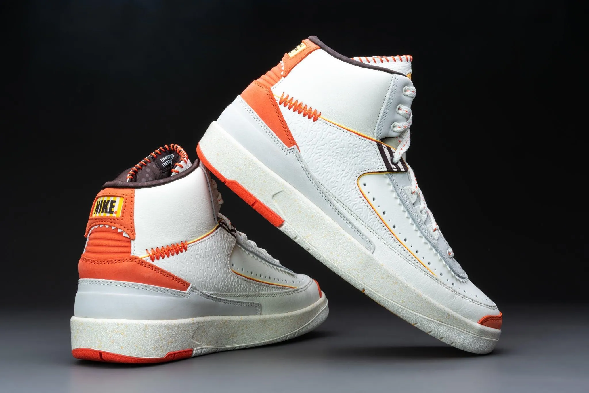 Air Jordan 2 Retro Maison Chateau Rouge